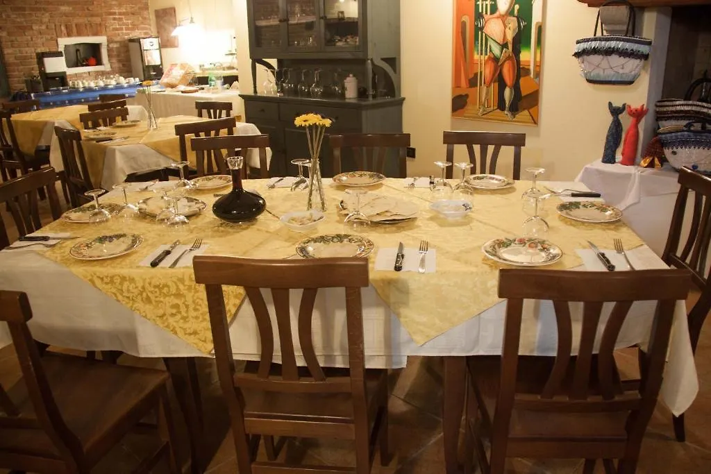 La Locanda Il Trovatore Guest House Tottubella Country house