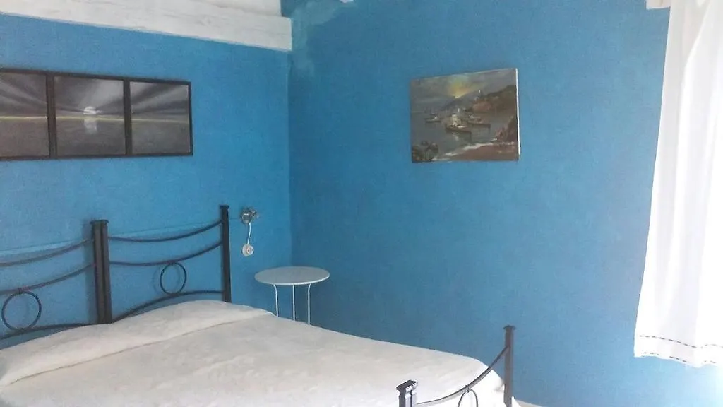 La Locanda Il Trovatore Guest House Tottubella