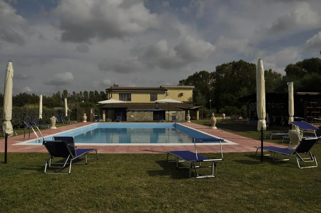 La Locanda Il Trovatore Guest House Tottubella